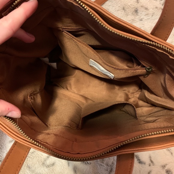 Universal Thread Purse - Picture 4 of 4